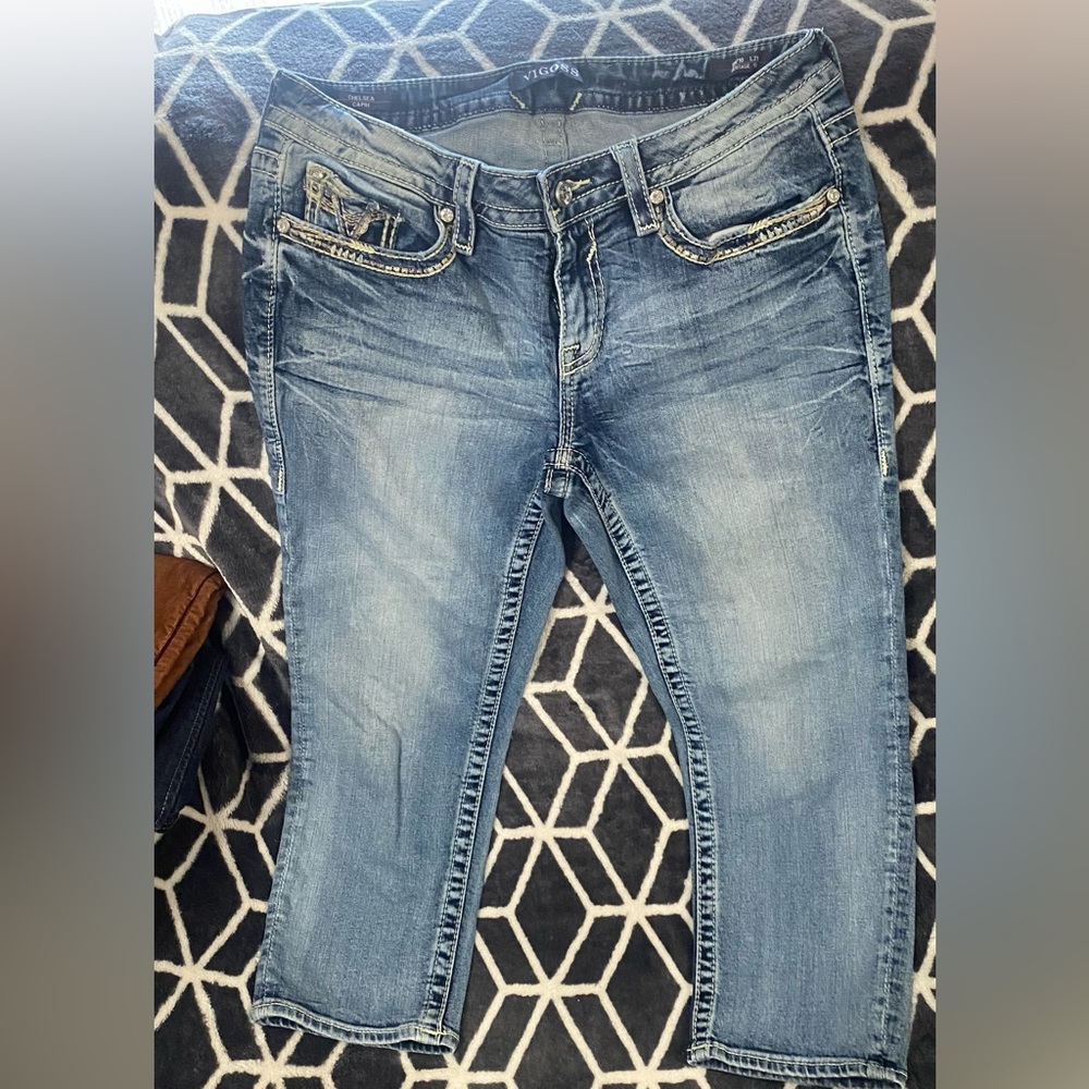 Ladies Vigoss Jean Capris Size 9/10 Used Very Good Condition